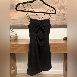 Luvalot Chic Black Backless Dress with Strappy Design